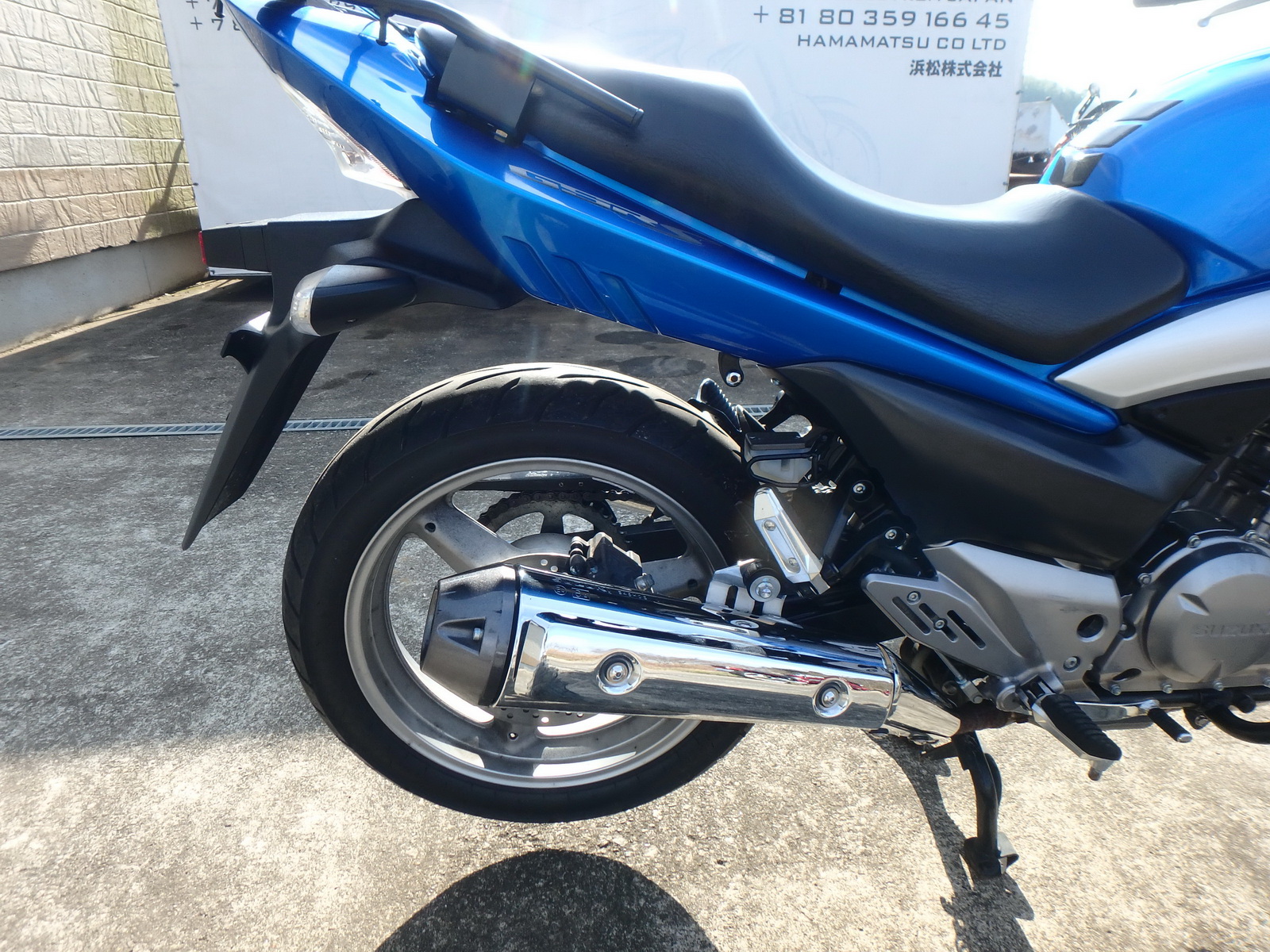     Suzuki GSR250S 2018  17